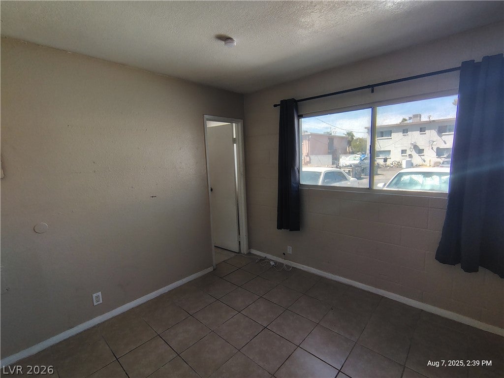 2929 Elm Avenue 2
