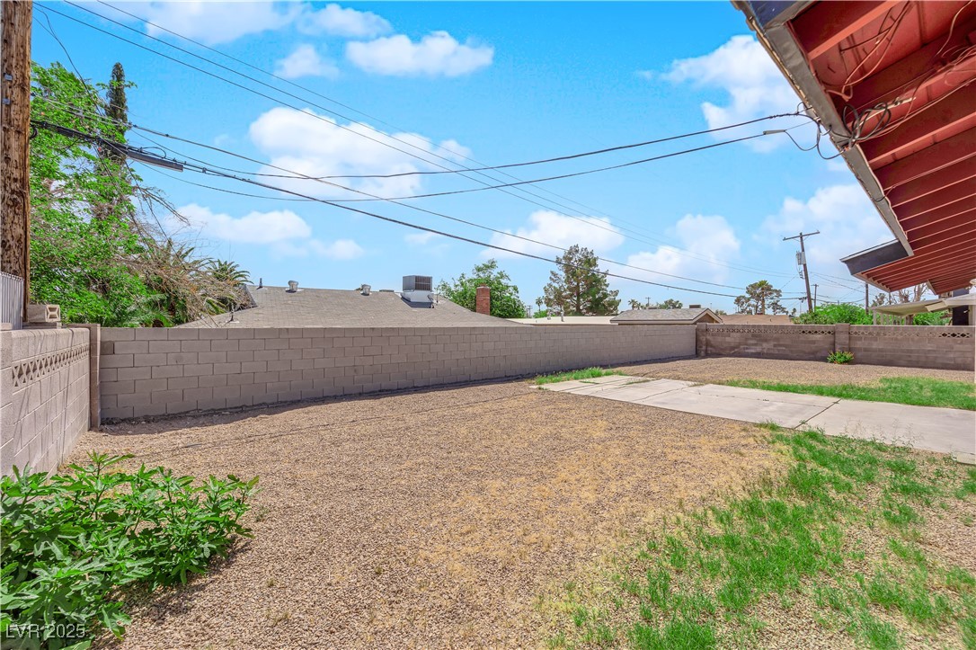 608 W Mcdermit Street, Las Vegas, Nevada image 22