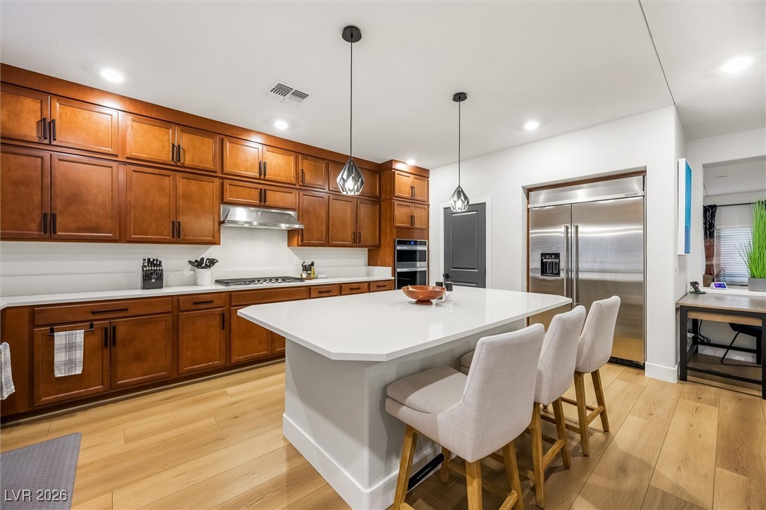 7085 Sunland Hills Avenue