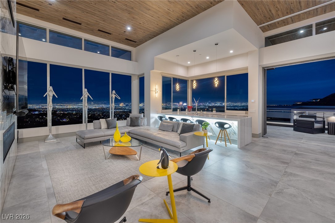 1205 Amber Rim Drive