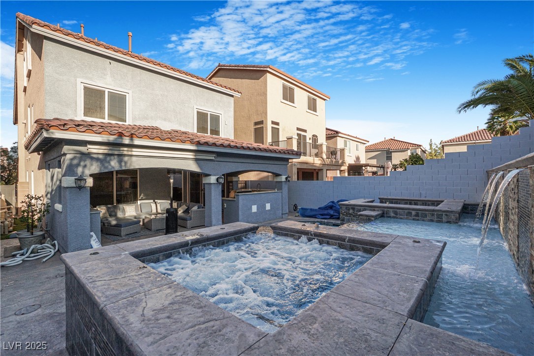 Las Vegas, Nevada 89139, United States, 5 Bedrooms Bedrooms, ,3 BathroomsBathrooms,Residential,Active,176724