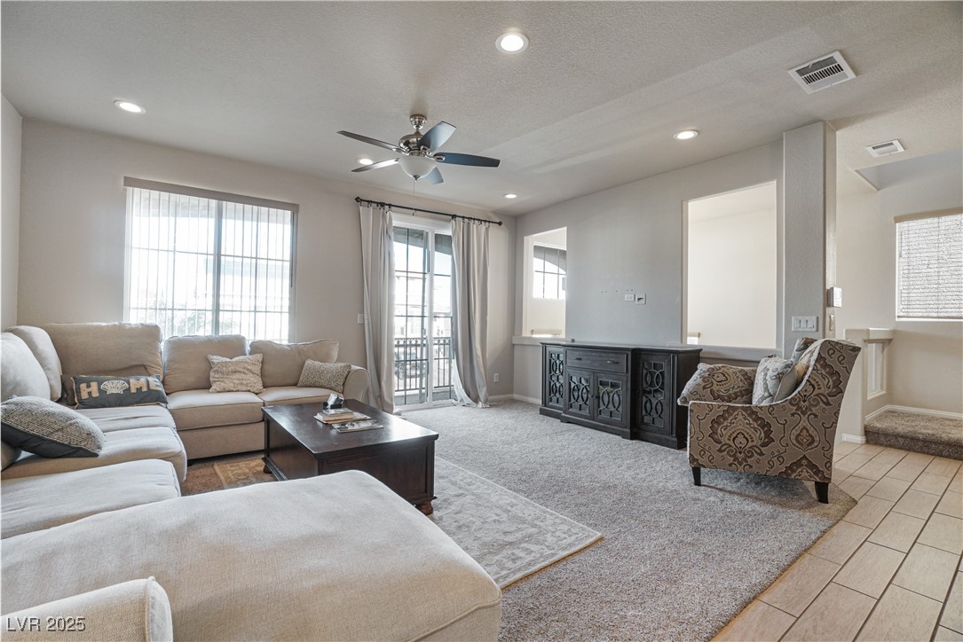 Las Vegas, Nevada 89139, United States, 5 Bedrooms Bedrooms, ,3 BathroomsBathrooms,Residential,Active,176724