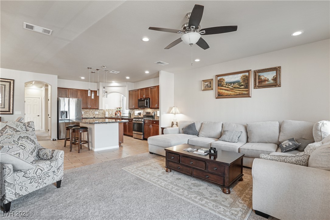 Las Vegas, Nevada 89139, United States, 5 Bedrooms Bedrooms, ,3 BathroomsBathrooms,Residential,Active,176724