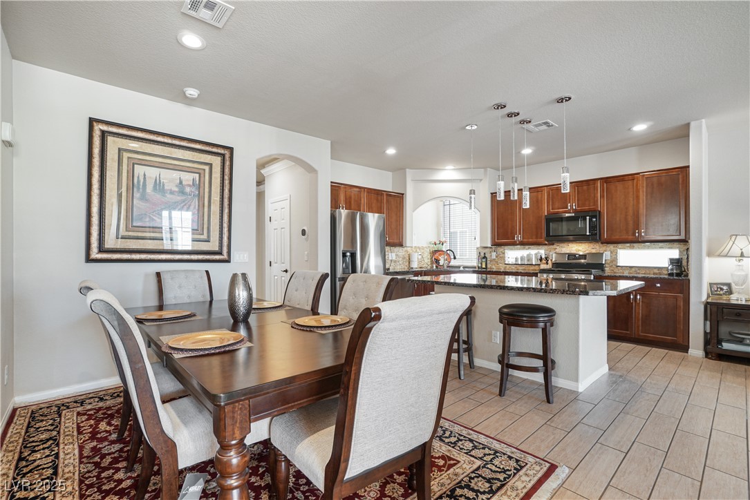 Las Vegas, Nevada 89139, United States, 5 Bedrooms Bedrooms, ,3 BathroomsBathrooms,Residential,Active,176724