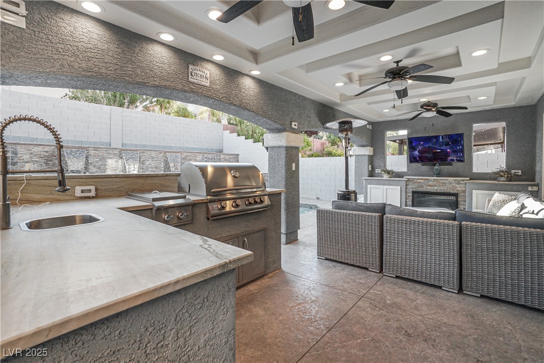 Las Vegas, Nevada 89139, United States, 5 Bedrooms Bedrooms, ,3 BathroomsBathrooms,Residential,Active,176724