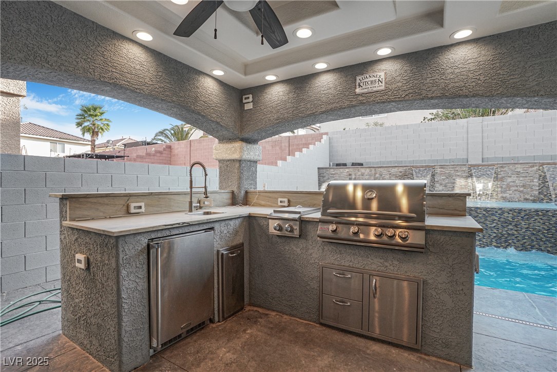 Las Vegas, Nevada 89139, United States, 5 Bedrooms Bedrooms, ,3 BathroomsBathrooms,Residential,Active,176724