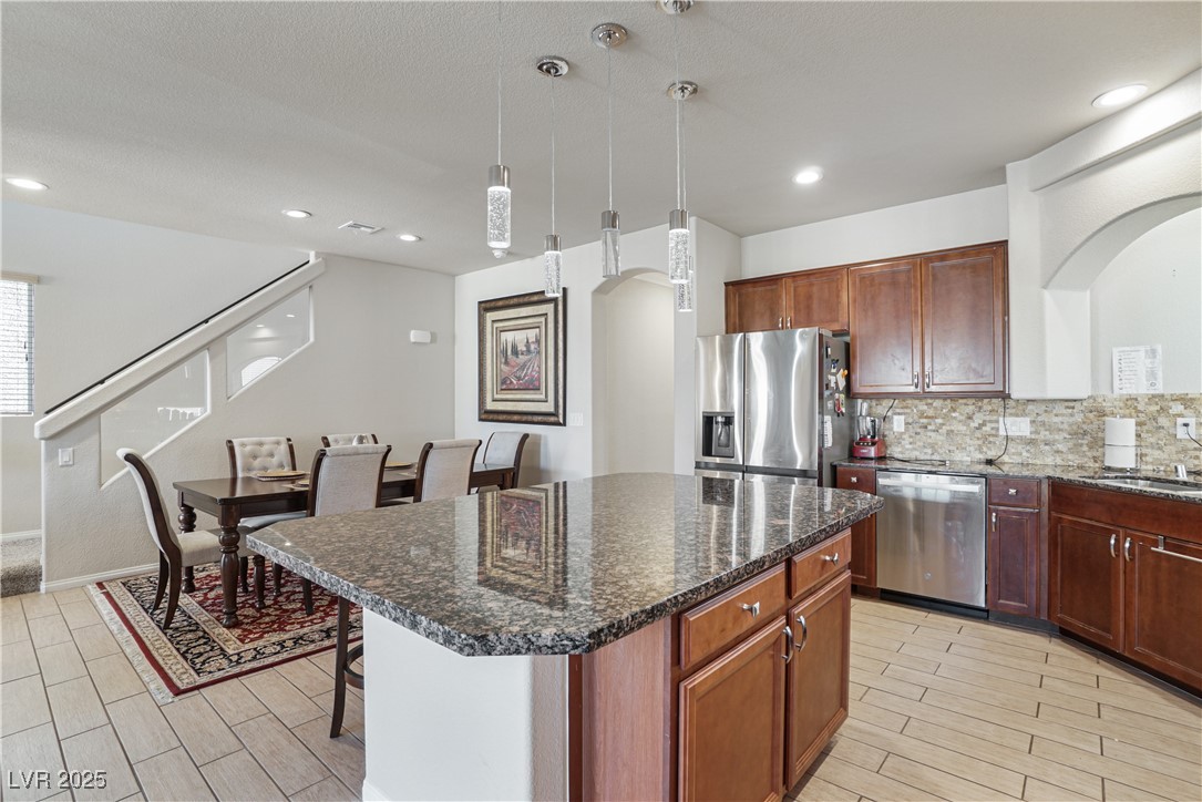 Las Vegas, Nevada 89139, United States, 5 Bedrooms Bedrooms, ,3 BathroomsBathrooms,Residential,Active,176724