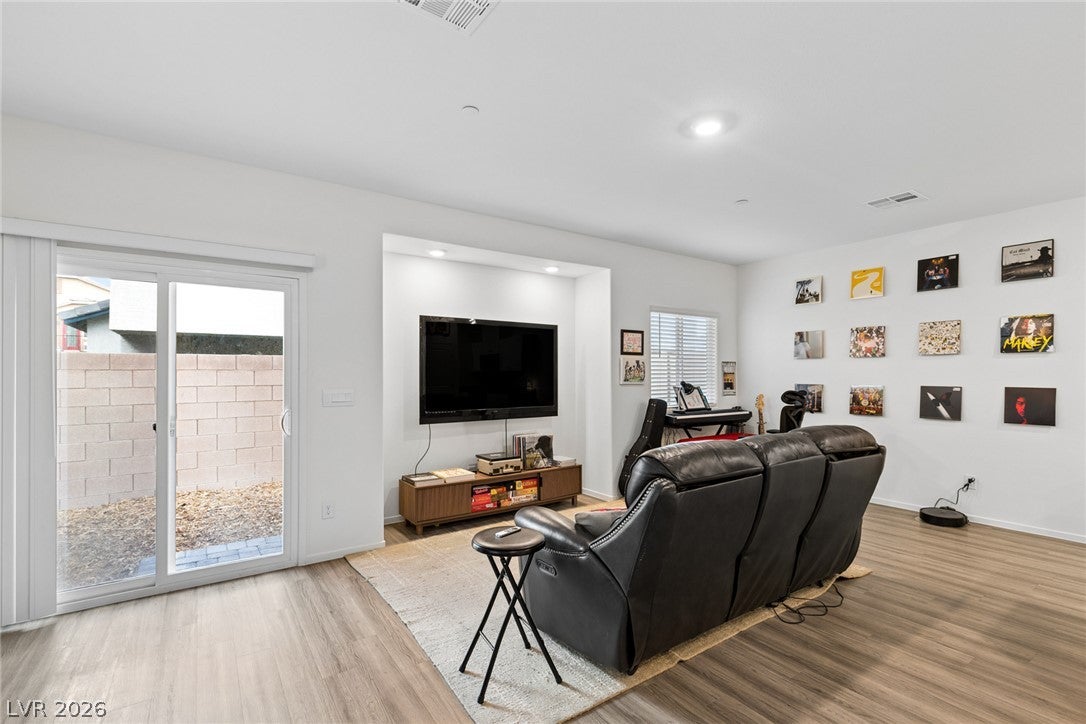 7910 Aurora Sky Street