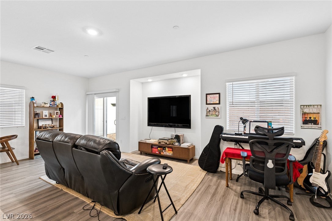 7910 Aurora Sky Street