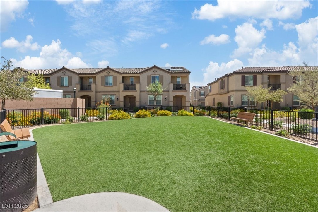 Henderson, Nevada 89015, United States, 3 Bedrooms Bedrooms, ,3 BathroomsBathrooms,Residential,Active,171778