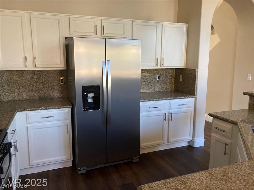 3120 Whispering Canyon Court