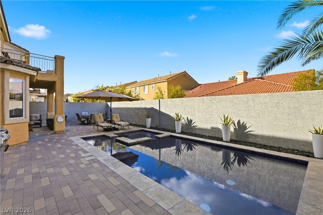 5822 Ivy Vine Court