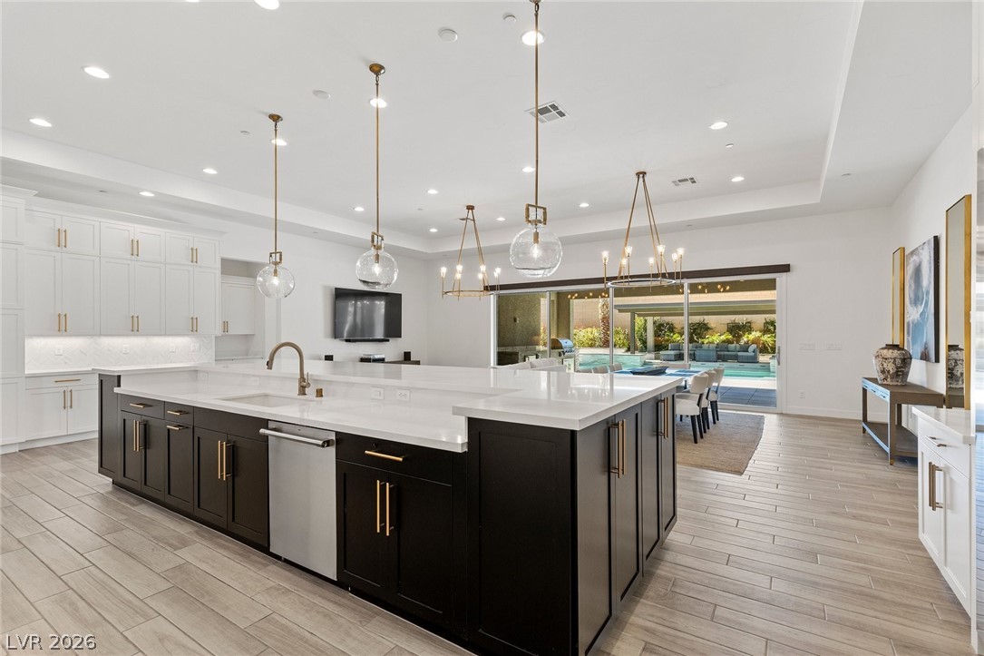 5515 Grambley Street