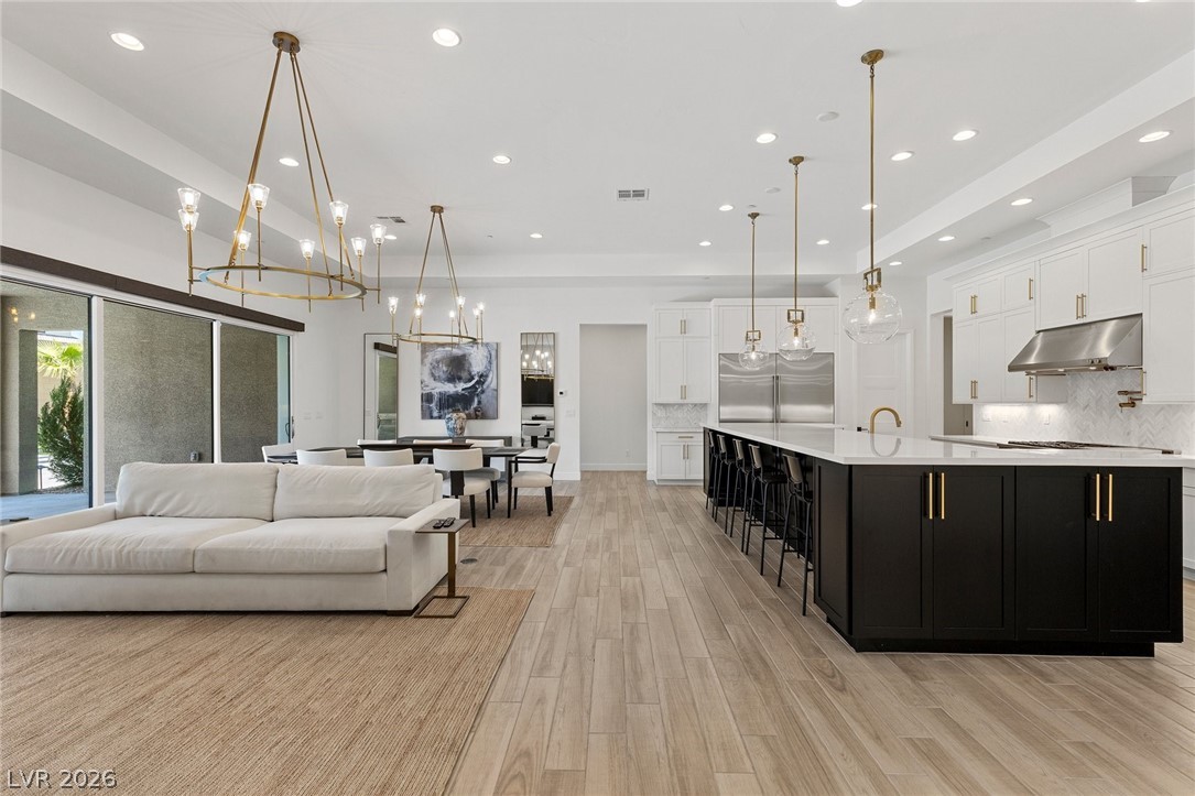 5515 Grambley Street