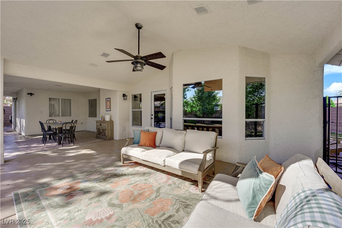 Properties 4 958 Wild West Drive