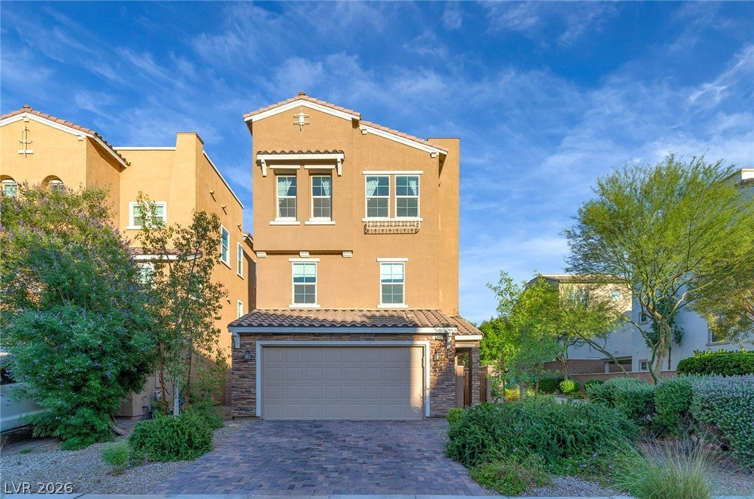 374 Gracious Way