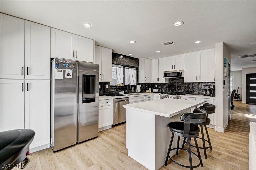 10260 S Bronco Street