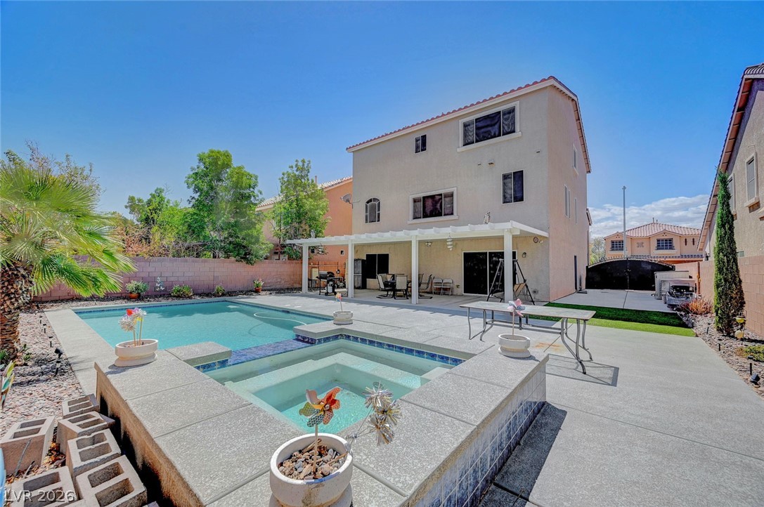 9656 Paraiso Springs Street