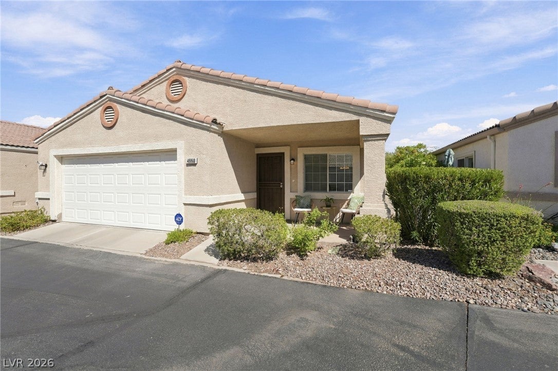 4960 Mascaro Drive