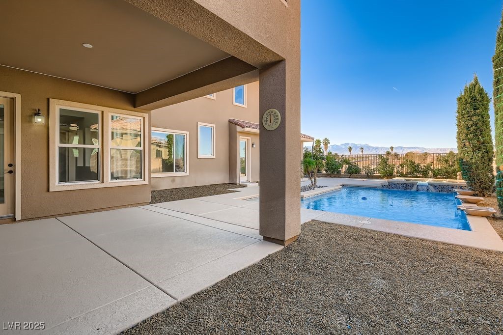 8635 Killians Greens Drive