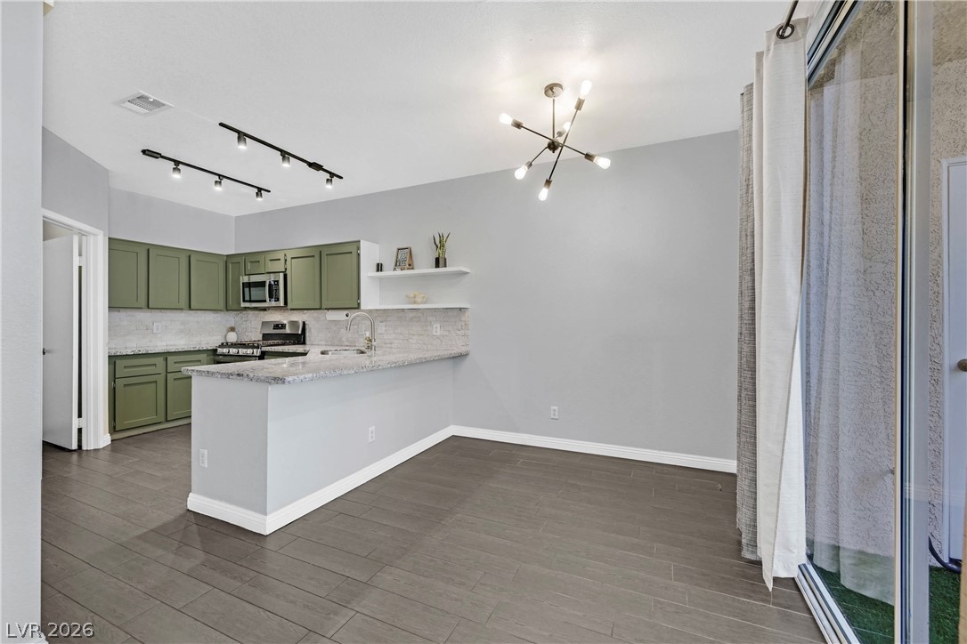 251 S Green Valley Parkway 2012