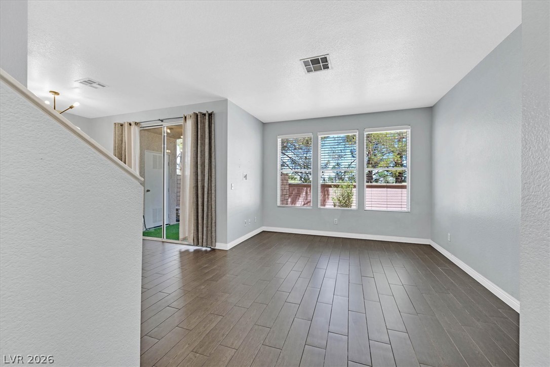251 S Green Valley Parkway 2012