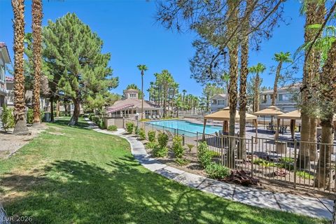 Tiny photo for 251 S Green Valley Parkway #2012, Henderson, NV 89012 (MLS # 2793432)