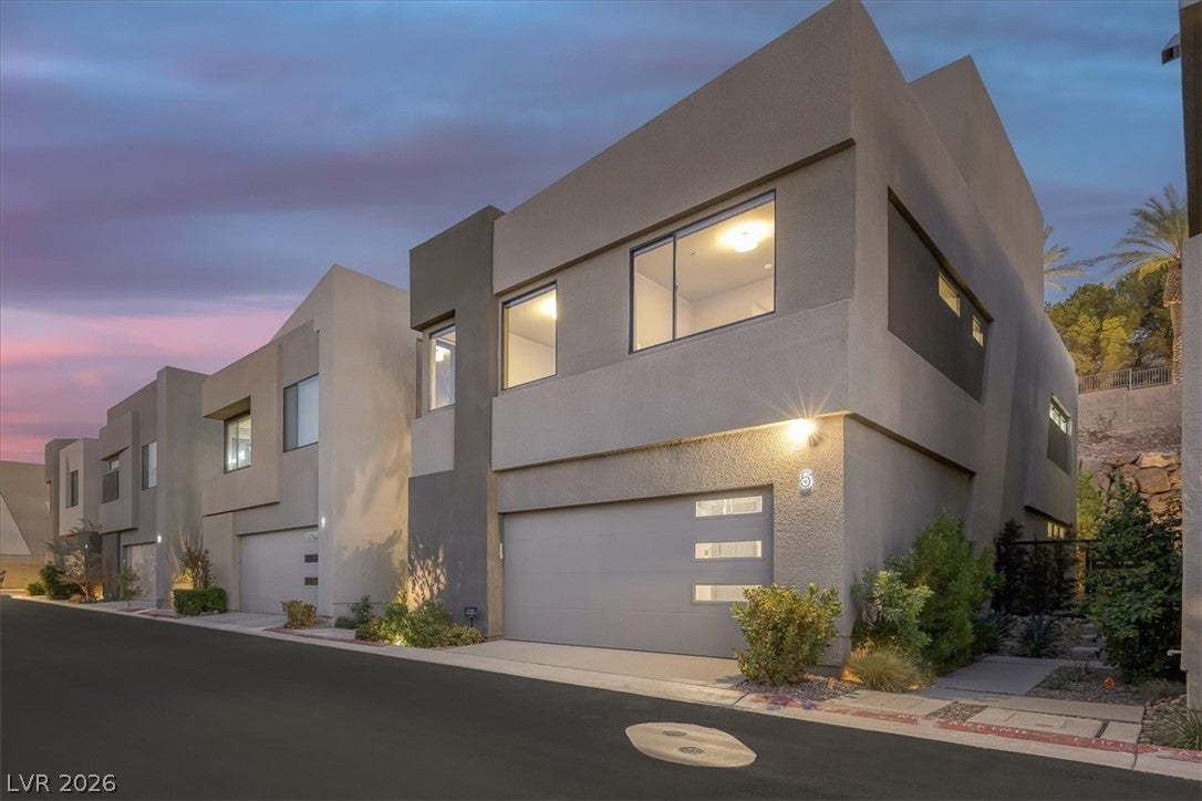 5 Promenade Isle Lane