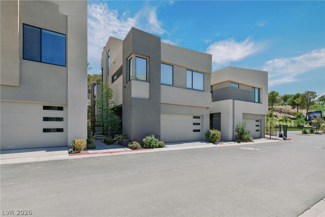 5 Promenade Isle Lane