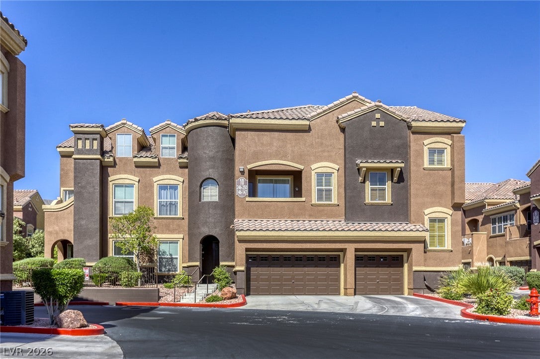 3975 N Hualapai Way 147