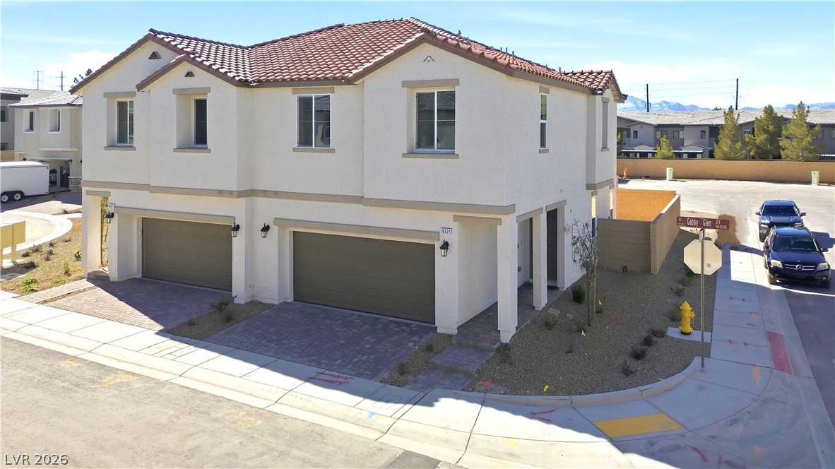 10121 Gabby Glen Street