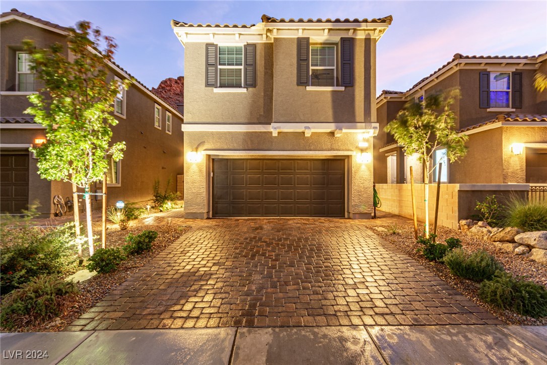 39 Castleton Tower Court, Henderson, Nevada image 2