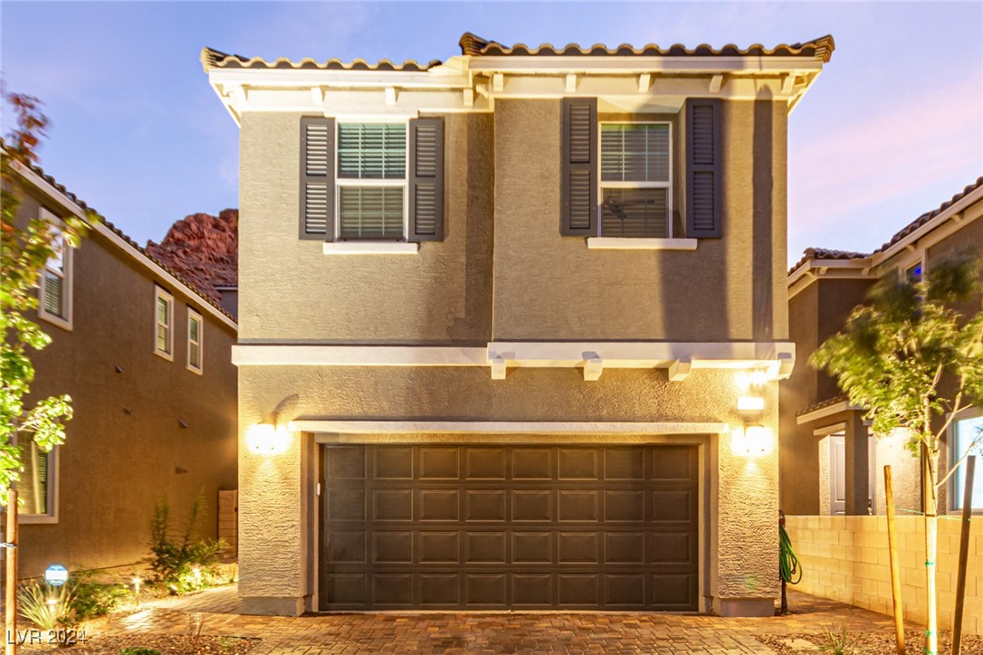 39 Castleton Tower Court, Henderson, Nevada image 1