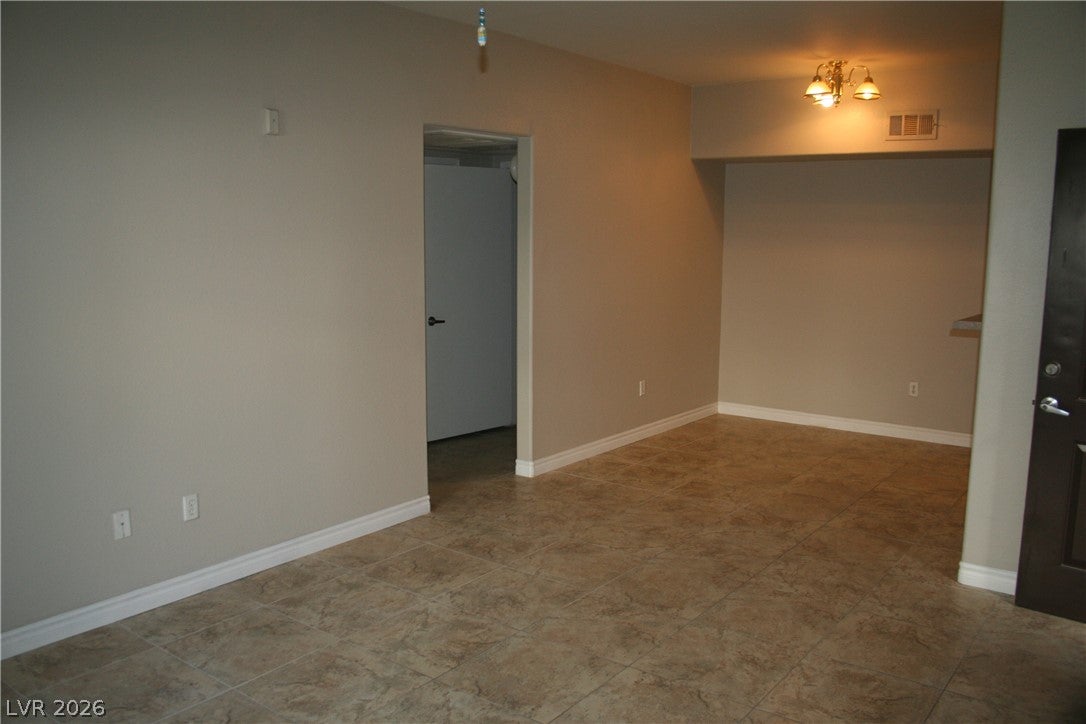 7255 W Sunset Road 1021