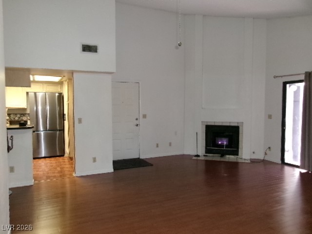 940 N Sloan Lane 201