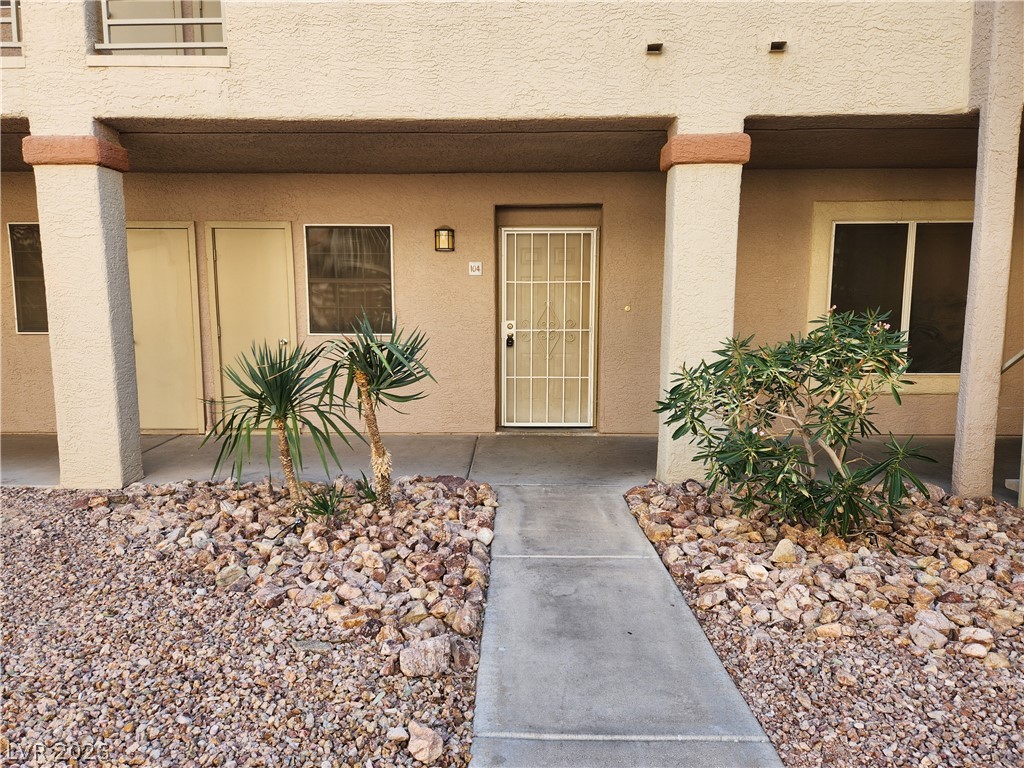 2060 Mesquite Lane 104