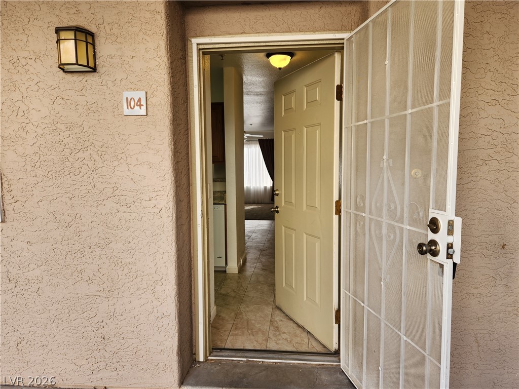 2060 Mesquite Lane 104