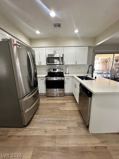 3905 Calle De Este