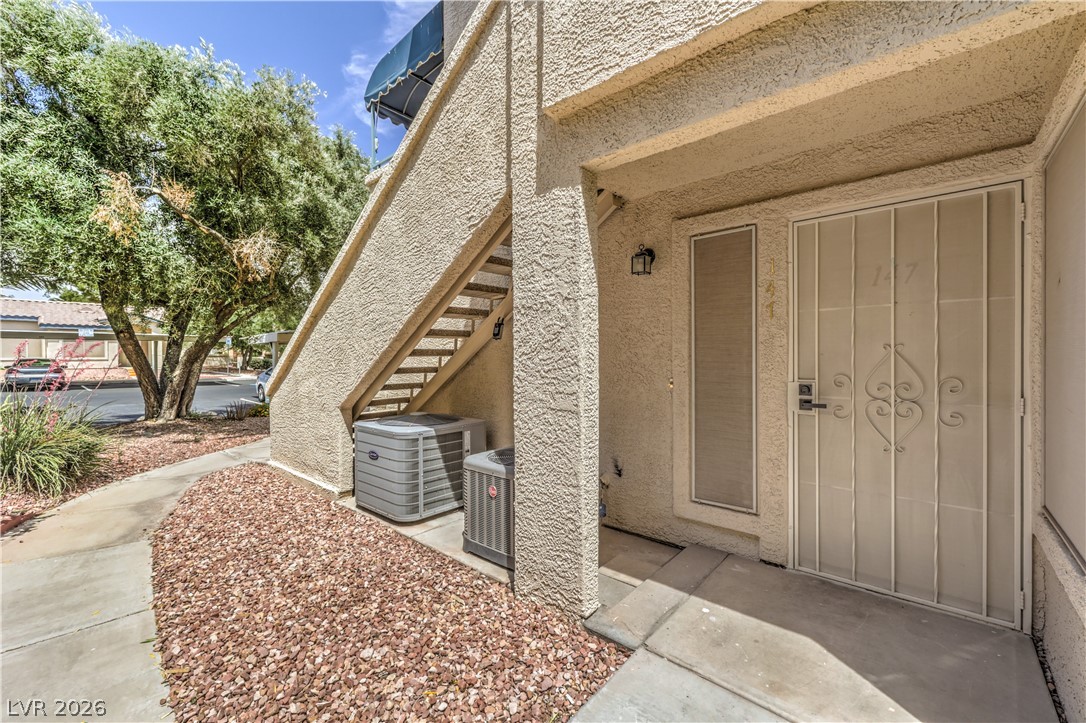 3425 E Russell Road 147