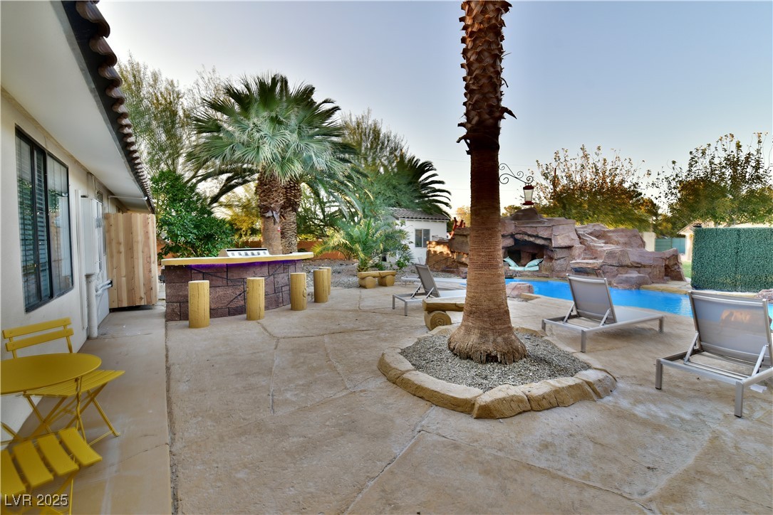 2926 E Eldorado Lane