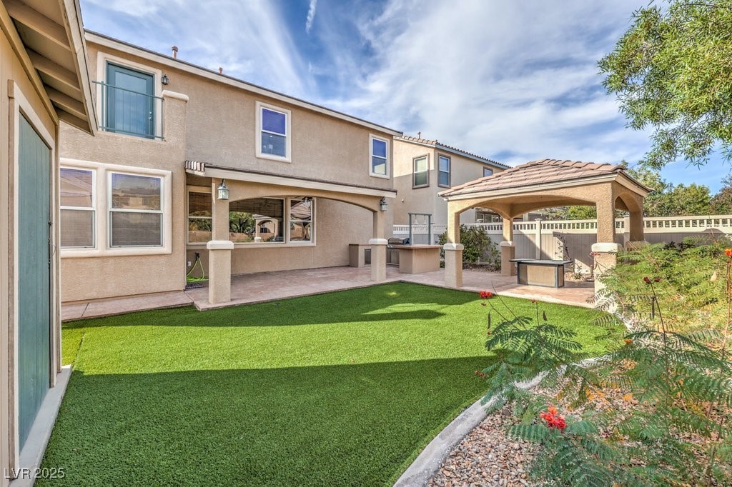 1184 Evergreen Cove Street