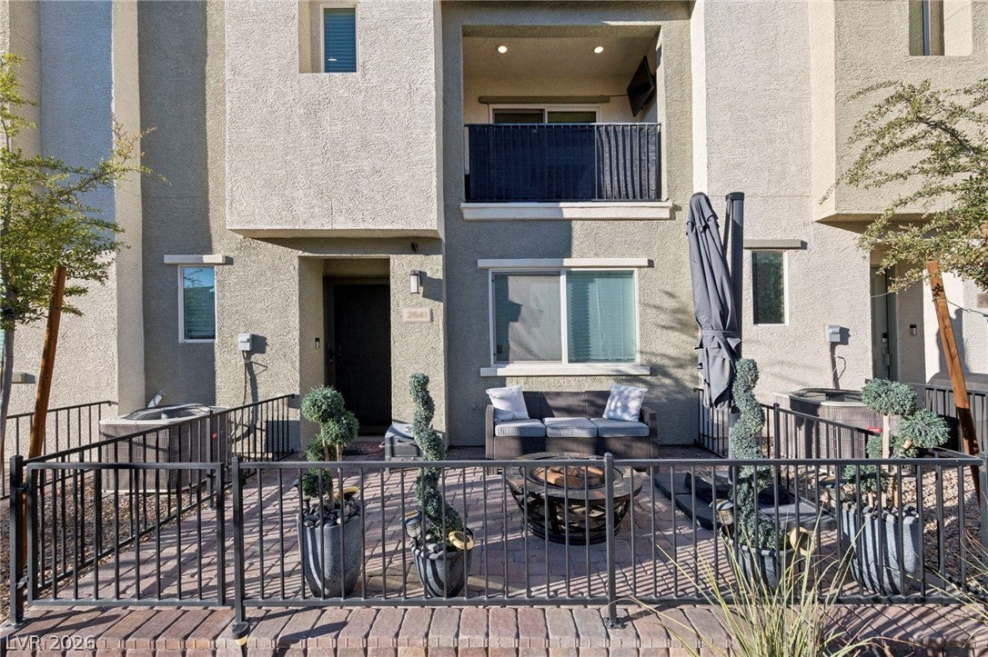 2641 April Green Court