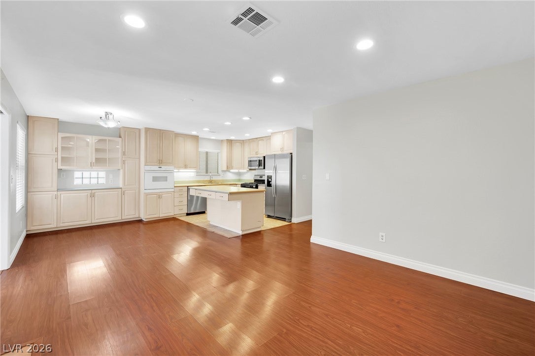 8136 Spur Court