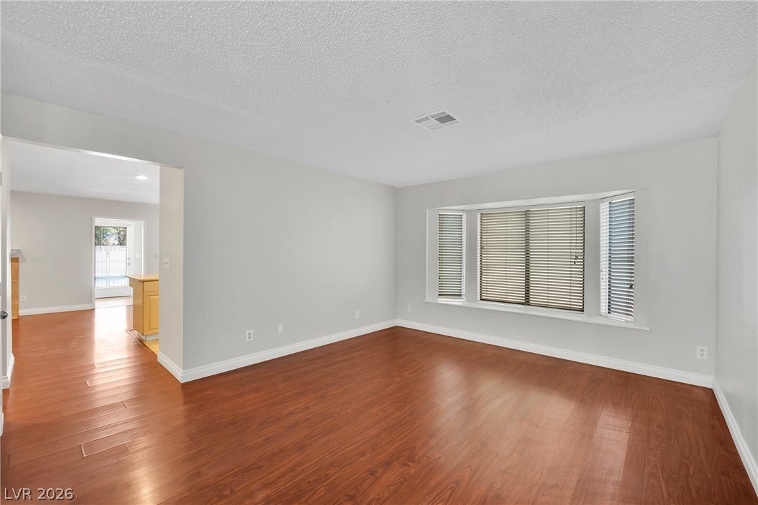 8136 Spur Court