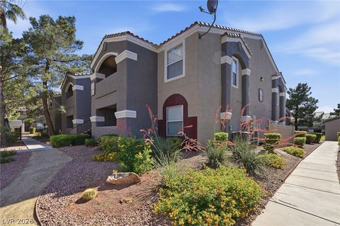 Photo of 5055 W Hacienda Avenue #1015, Las Vegas, NV 89118 (MLS # 2783675)