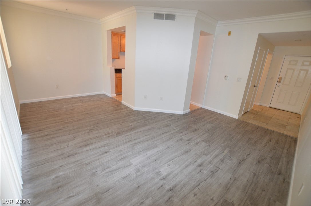 270 E Flamingo Road 136