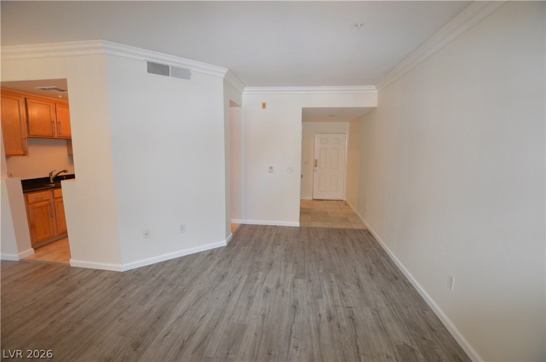 270 E Flamingo Road 136