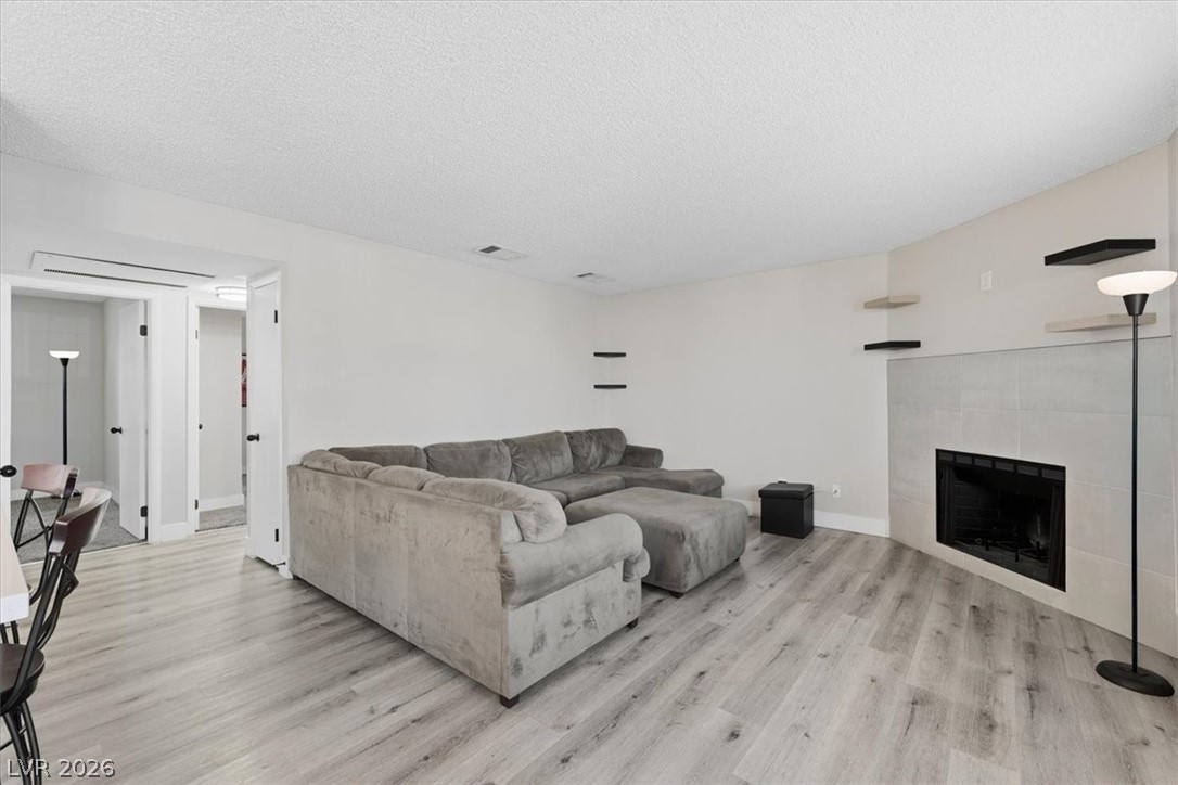 1616 Burningwood Lane 101