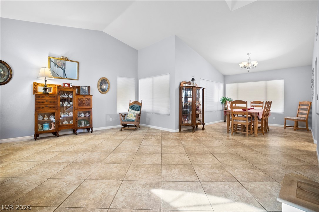 908 Indian Hollow Avenue