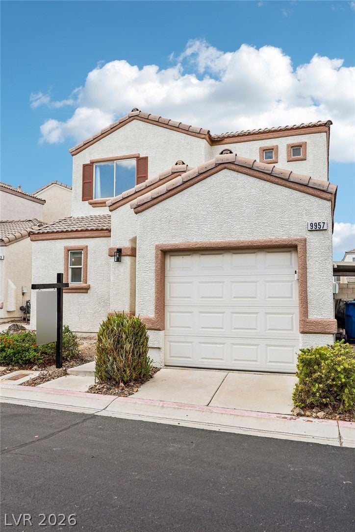 9957 Keephills Street